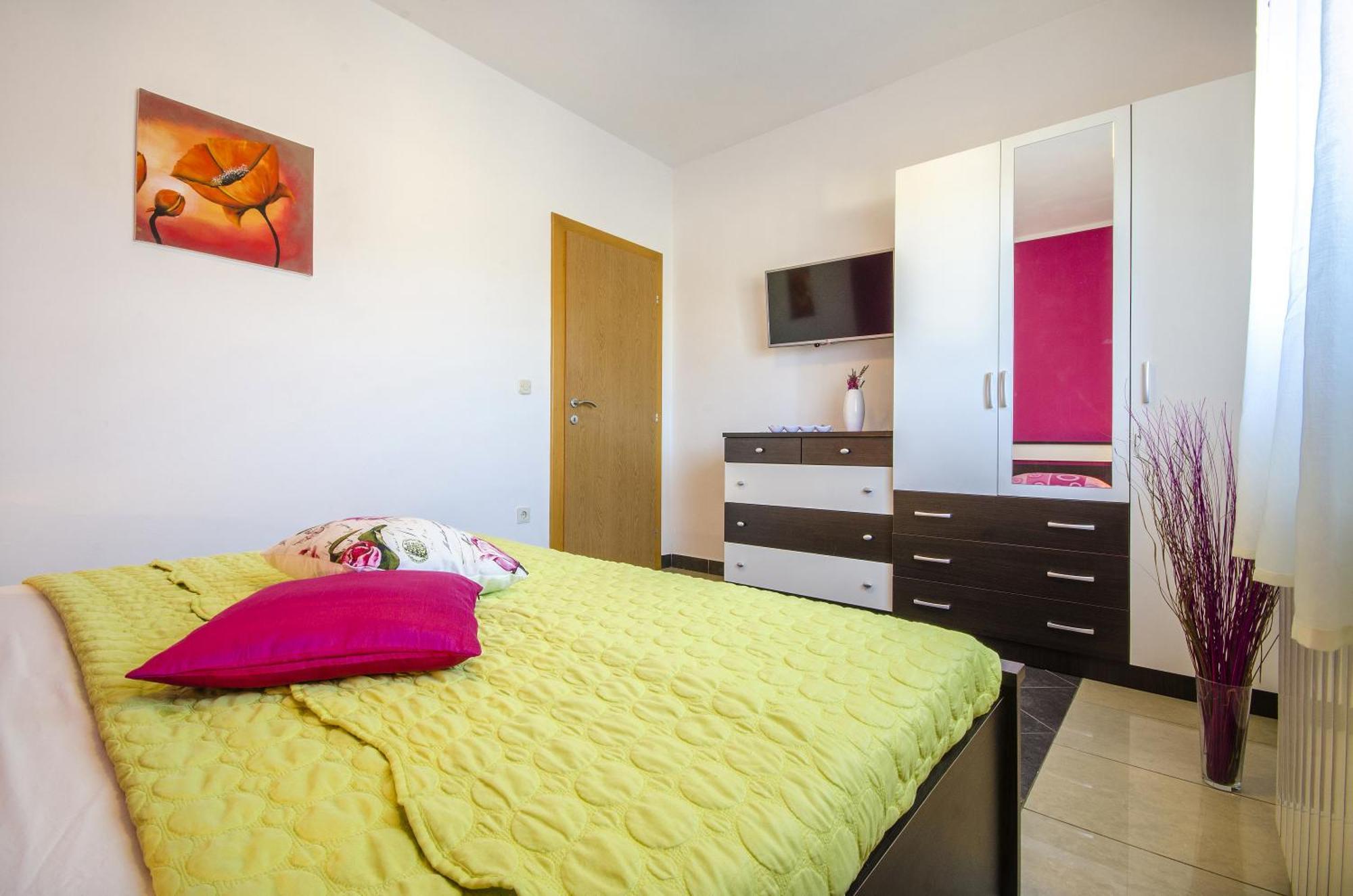 Apartment And Room Marlen Rovinjsko Selo Rom bilde
