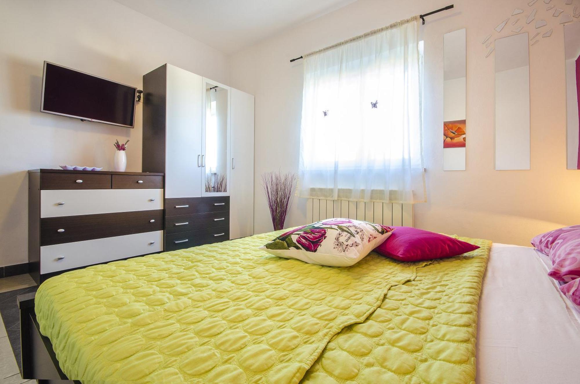 Apartment And Room Marlen Rovinjsko Selo Rom bilde